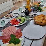 Nocleg ze śniadaniem Stoger Panzio 3*
