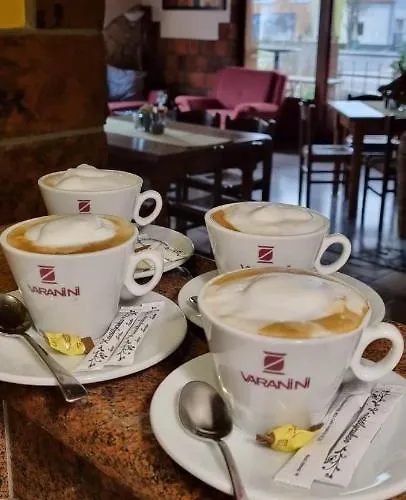 Alojamento de Acomodação e Pequeno-almoço Stőger Panzió